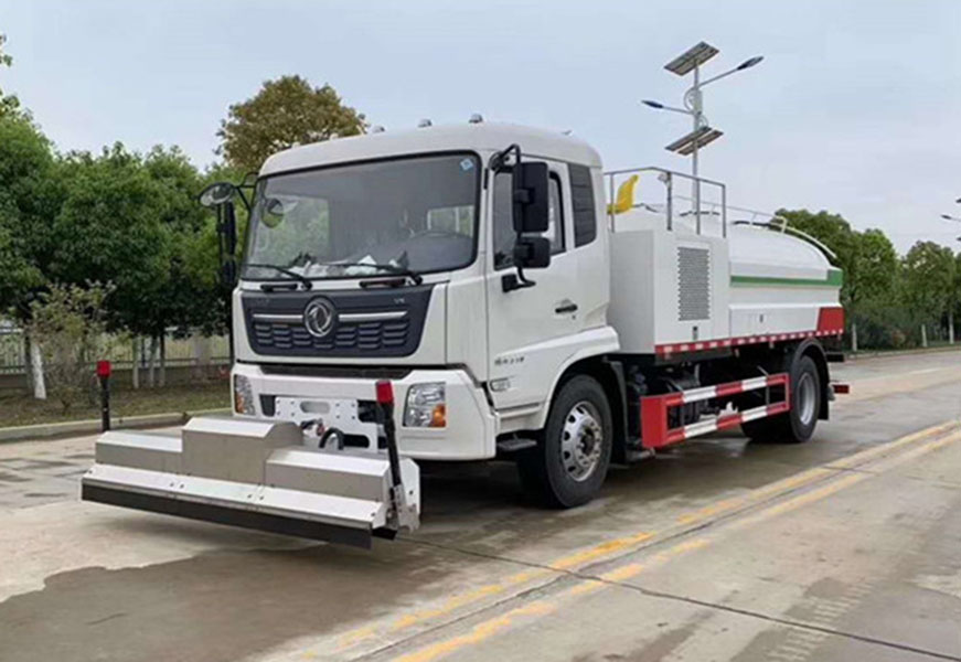 東風(fēng)天錦路面清洗車 國(guó)六