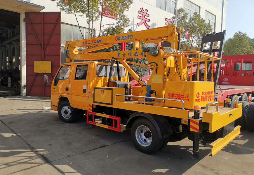 江鈴順達藍牌高空作業(yè)車圖片