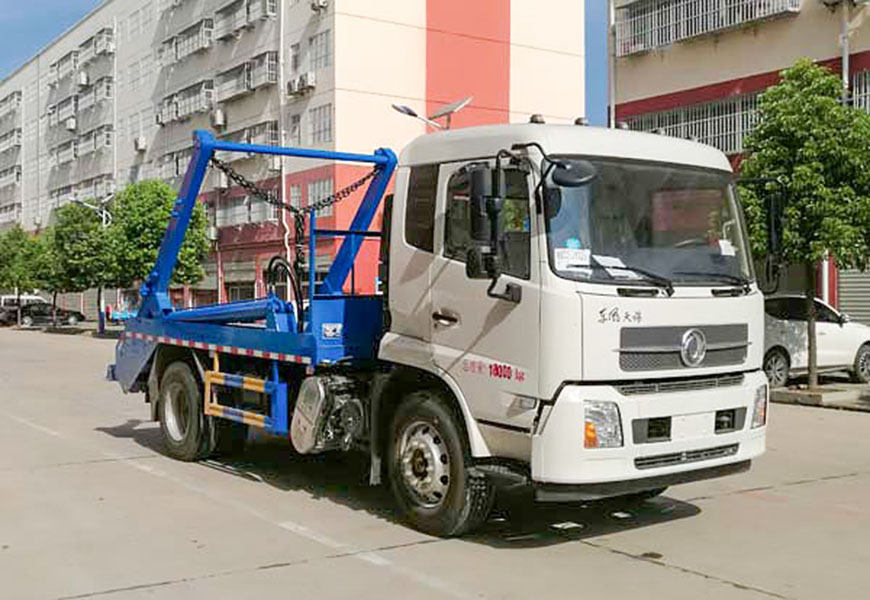 東風(fēng)天錦擺臂式垃圾車(chē)