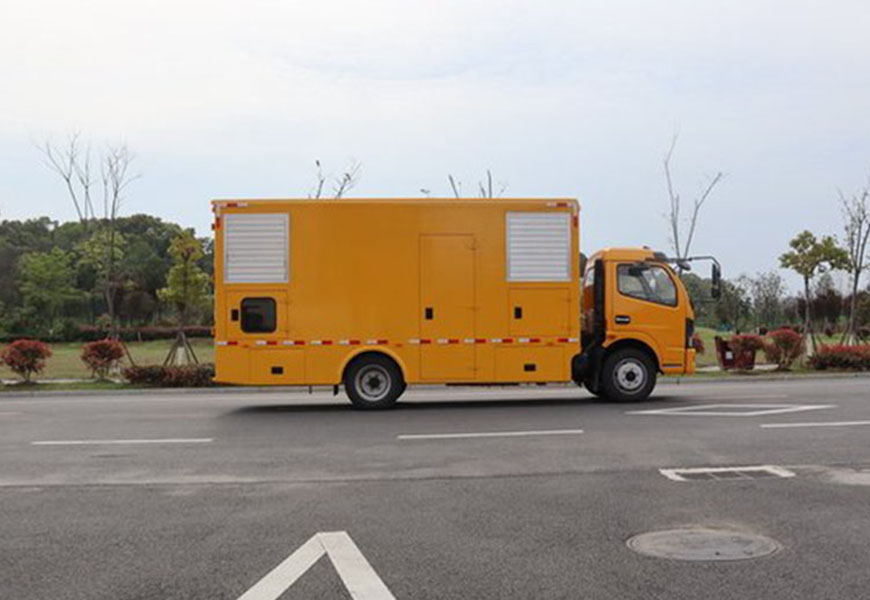 東風(fēng)多利卡電源車